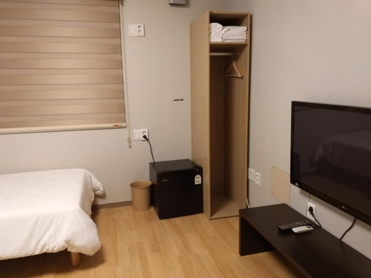 Uniqstay Пусан Экстерьер фото